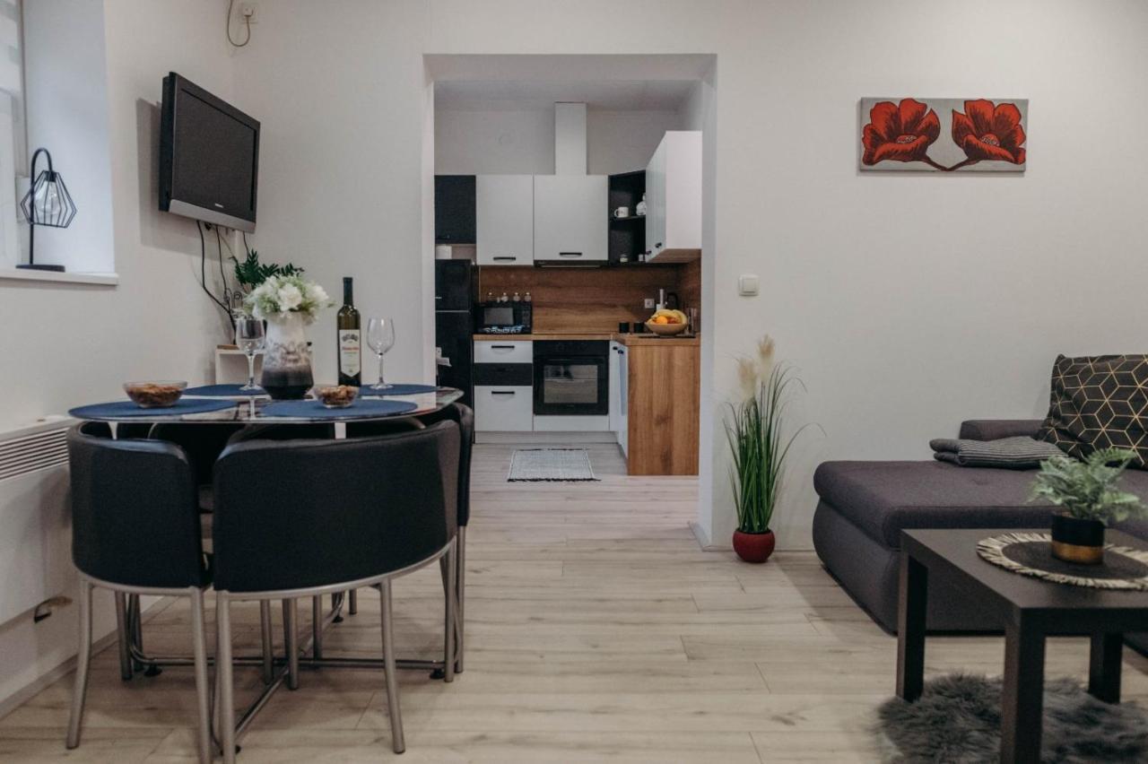 Holy Apartment จาโกโว ภายนอก รูปภาพ