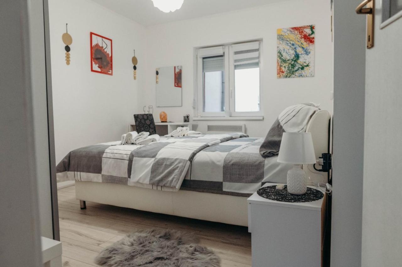 Holy Apartment จาโกโว ภายนอก รูปภาพ