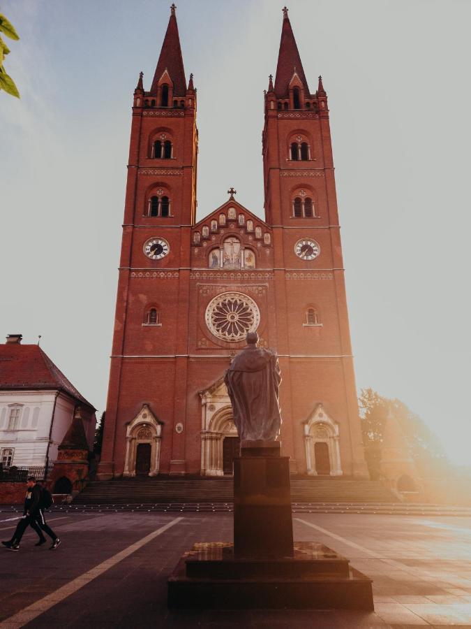 Holy Apartment จาโกโว ภายนอก รูปภาพ